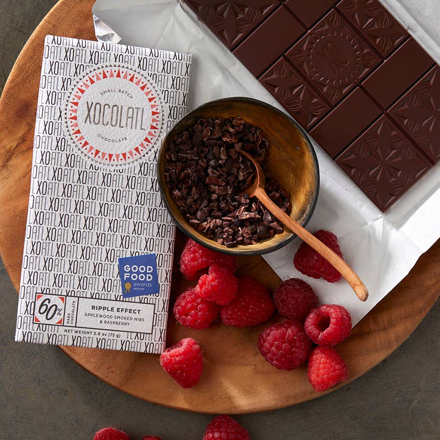 Ripple Effect: 60% dark chocolate with raspberry & nibs